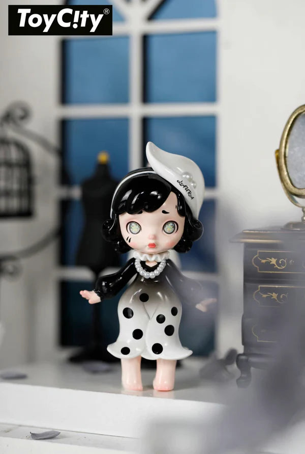 Laura The Charm of Faded hues Series Blind Box