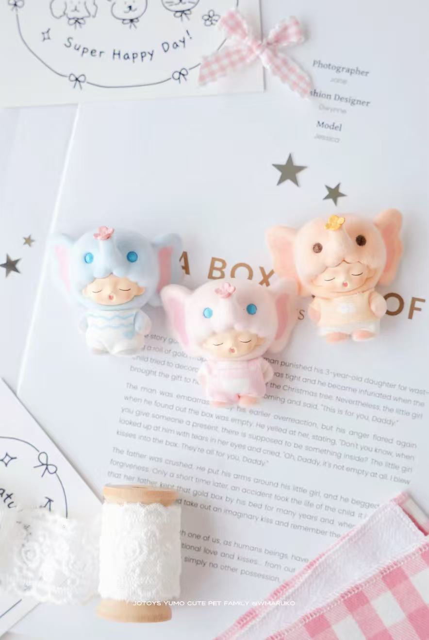 YUMO Cute Pet Family Mini Series Blind Box