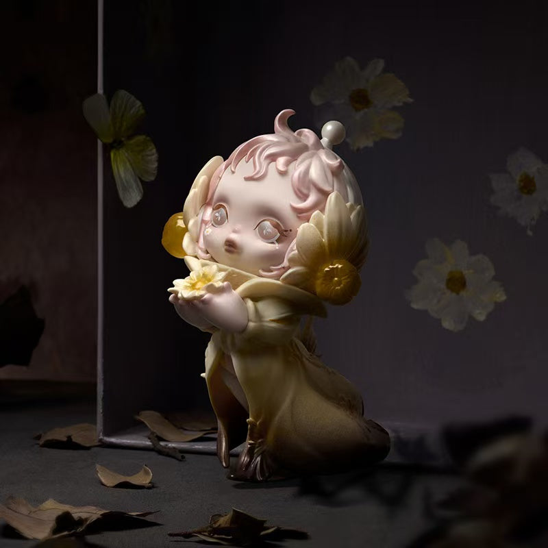 SKULLPANDA Petals in Four Acts Series Figures Blind Box