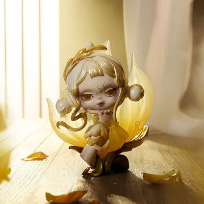 SKULLPANDA Petals in Four Acts Series Figures Blind Box