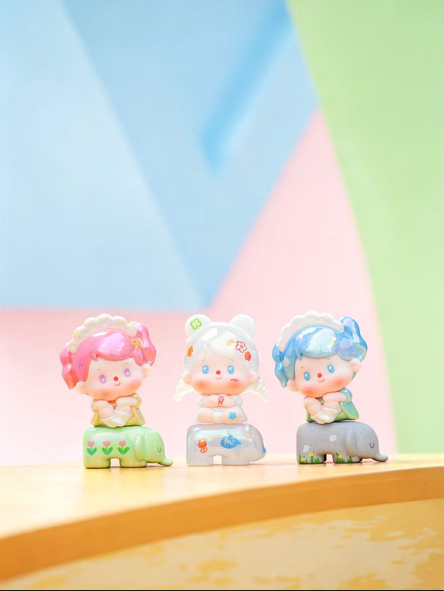 Mhaia Sitting in a row Series Mini Blind Box