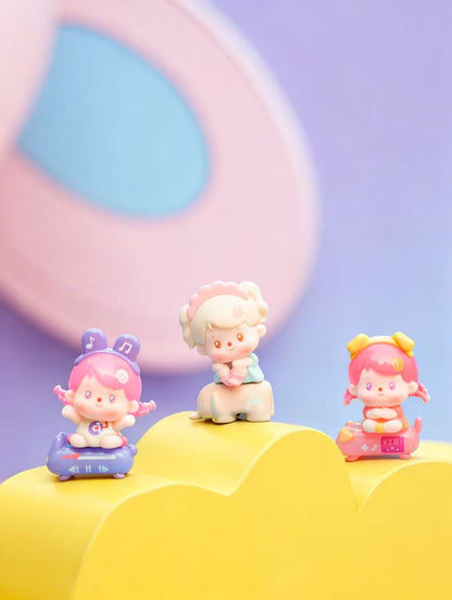 Mhaia Sitting in a row Series Mini Blind Box