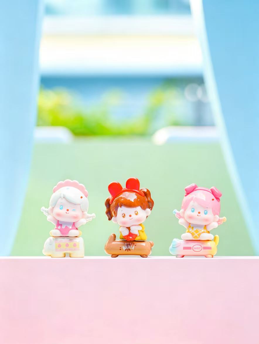 Mhaia Sitting in a row Series Mini Blind Box