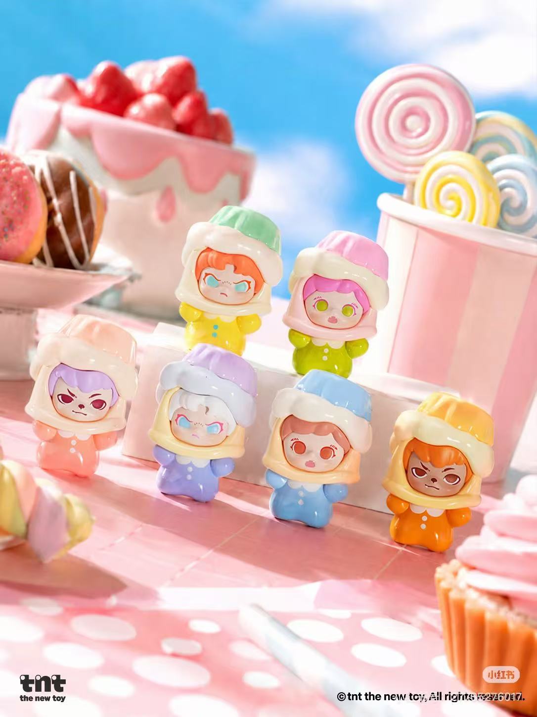 TNT Creamy Dreamwalk Mini Series Blind Bag